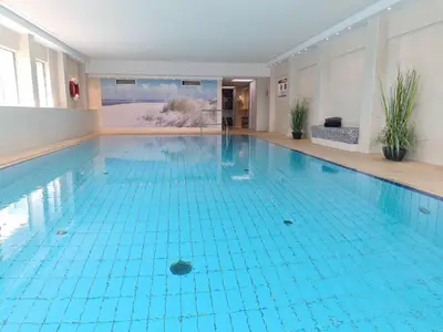 Der Swimmingpool an oder in der Nähe von Terrassenhaus, FeWo 58