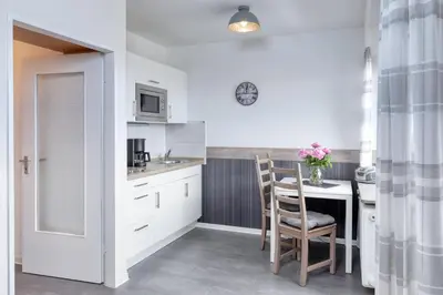 Küche/Küchenzeile in der Unterkunft Terrassenhaus, FeWo 78