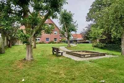 Ein Garten an der Unterkunft Am Grooten Steen - Seehund