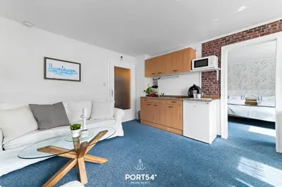 Küche/Küchenzeile in der Unterkunft Ferienwohnung Hausboot an der Lagune Zwischendeck Büsum