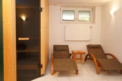 Ein Sitzbereich in der Unterkunft Kurpark Domizil Wohnung 2