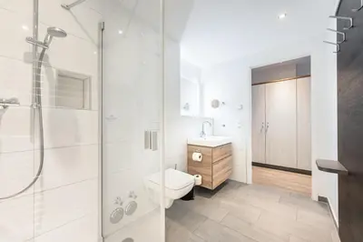 Ein Badezimmer in der Unterkunft Seegarten Appartements Büsum