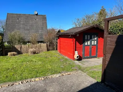 Ein Garten an der Unterkunft Lüttje Koje