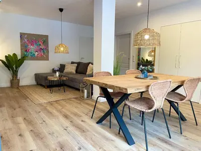 Ein Sitzbereich in der Unterkunft Haus Nordseebrandung FeWo 4