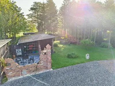 Ein Garten an der Unterkunft Achim's Moorblick