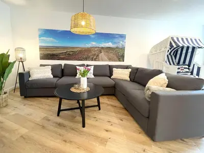 Ein Sitzbereich in der Unterkunft Haus Nordseebrandung FeWo 8