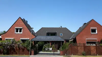 Das Gebäude in dem sich die Ferienwohnung befindet