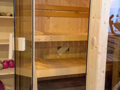 Ein Etagenbett oder Etagenbetten in einem Zimmer der Unterkunft Elegantes Apartment Ankerplatz Duhnen