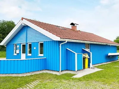 Das Gebäude in dem sich das Ferienhaus befindet