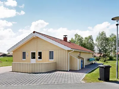 Das Gebäude in dem sich das Ferienhaus befindet
