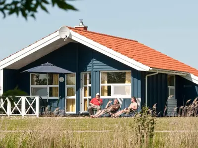 Das Gebäude in dem sich das Ferienhaus befindet