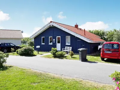 Das Gebäude in dem sich das Ferienhaus befindet