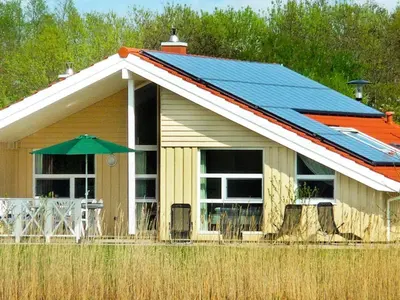 Das Gebäude in dem sich das Ferienhaus befindet