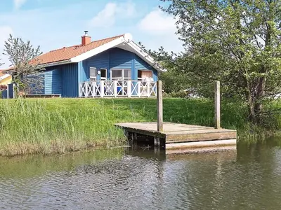 Blick auf einen Fluss in der Nähe des Ferienhauses