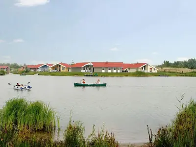 Blick auf einen Fluss in der Nähe des Ferienhauses