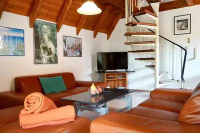 Ein Sitzbereich in der Unterkunft Ferienhaus Nordwind