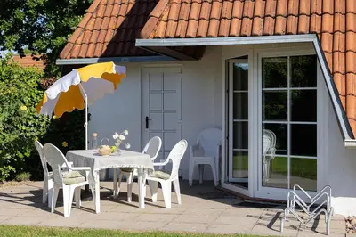 Das Gebäude in dem sich das Ferienhaus befindet