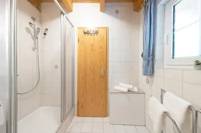 Ein Badezimmer in der Unterkunft Ferienhaus Kniepsand 09