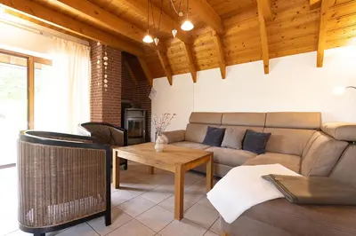 Ein Sitzbereich in der Unterkunft Ferienhaus Eversand 03