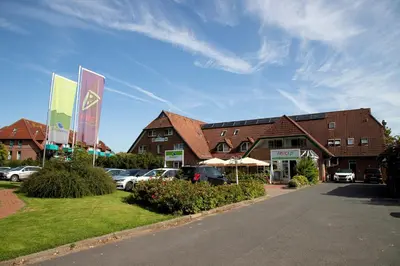 Das Gebäude in dem sich das Ferienhaus befindet