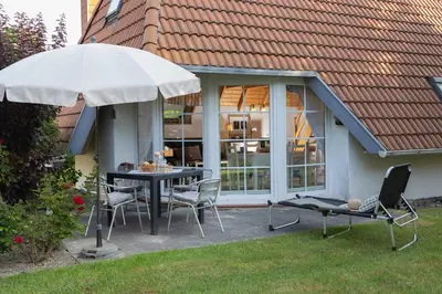 Ein Garten an der Unterkunft Ferienhaus 