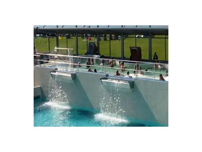 Der Swimmingpool an oder in der Nähe von Ferienhaus Antje