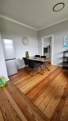 Tischtennis in der Unterkunft 3 Zimmer Balkon top möbliertes Apartment oder in der Nähe