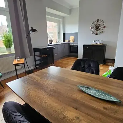 3 Zimmer Balkon top möbliertes Apartment
