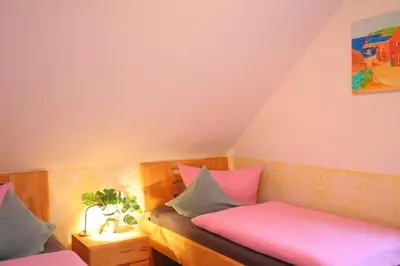 Ein Bett oder Betten in einem Zimmer der Unterkunft Ferienwohnung Kleine