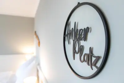 Ein Bett oder Betten in einem Zimmer der Unterkunft Top gelegenes Apartment mit Meerblick in der Ferne