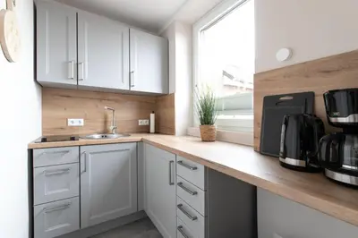 Küche/Küchenzeile in der Unterkunft Top gelegenes Apartment mit Meerblick in der Ferne