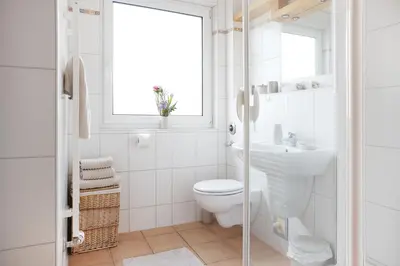 Ein Badezimmer in der Unterkunft 2 Zimmer Wohntraum mit Balkon und Hafenblick