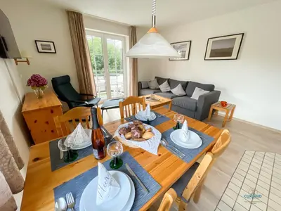 Ein Sitzbereich in der Unterkunft Haus Scharhörn Wohnung 4