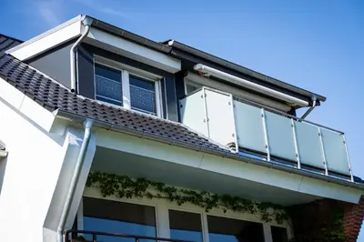 Das Gebäude in dem sich die Ferienwohnung befindet