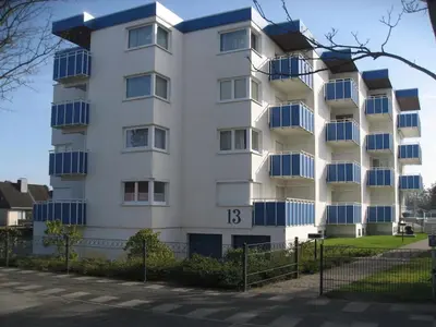 Das Gebäude in dem sich das Ferienhaus befindet
