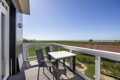 Ein Balkon oder eine Terrasse in der Unterkunft Resort Deichgraf