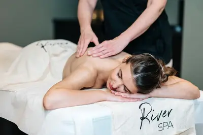Spa und/oder Wellnesseinrichtungen in der Unterkunft River Loft Hotel