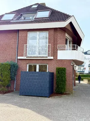 Das Gebäude in dem sich das Ferienhaus befindet