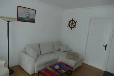 Ein Sitzbereich in der Unterkunft Kapitänshaus Schäfer