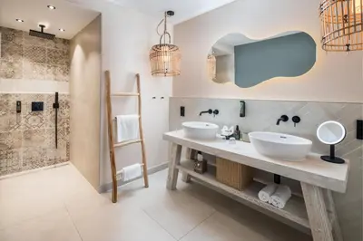 Ein Badezimmer in der Unterkunft Das Oswald's Boutique Hotel