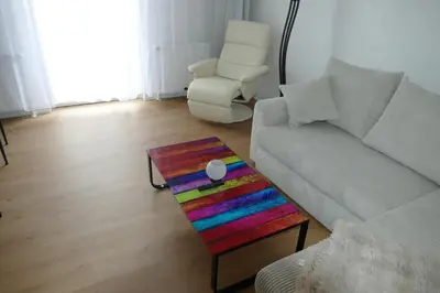 Ein Sitzbereich in der Unterkunft Kapitänshaus Schäfer App Steuermann