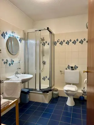 Ein Badezimmer in der Unterkunft Haus Elbe -Wohnung 14- Zentral in Döse