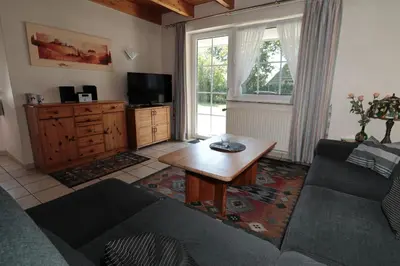 TV/Unterhaltungsangebot in der Unterkunft Ferienhaus Fischotter - 300m zum Wattenmeer - All Inklusive