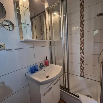 Ein Badezimmer in der Unterkunft Haus Kaiser Ferienwohnung 7 Deichblick