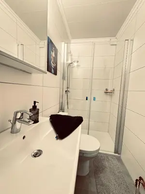 Ein Badezimmer in der Unterkunft Apartment 1 - Haus Heinke am Deich