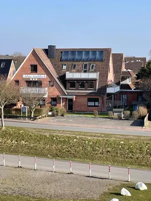 Das Gebäude in dem sich die Ferienwohnung befindet