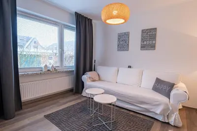 Ein Sitzbereich in der Unterkunft Ferienwohnung Glück & Seelig