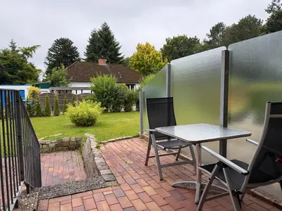 Ein Garten an der Unterkunft FeWo 1