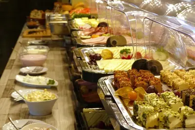 Essen im Hotel oder in der Nähe