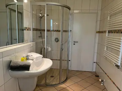 Ein Badezimmer in der Unterkunft Dwarslöper